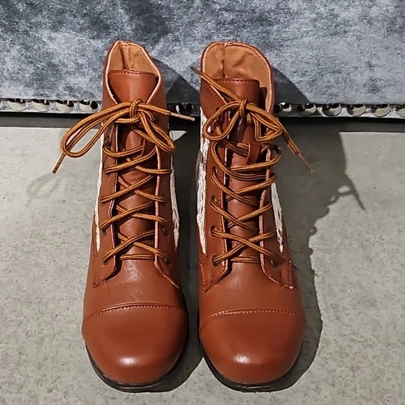 Brown Crochet Boho Style Ankle Boots New! Size6 - Picture 3 of 7